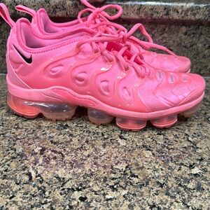 Authentic Nike air max women’s Sunset pulse bubblegum size 9